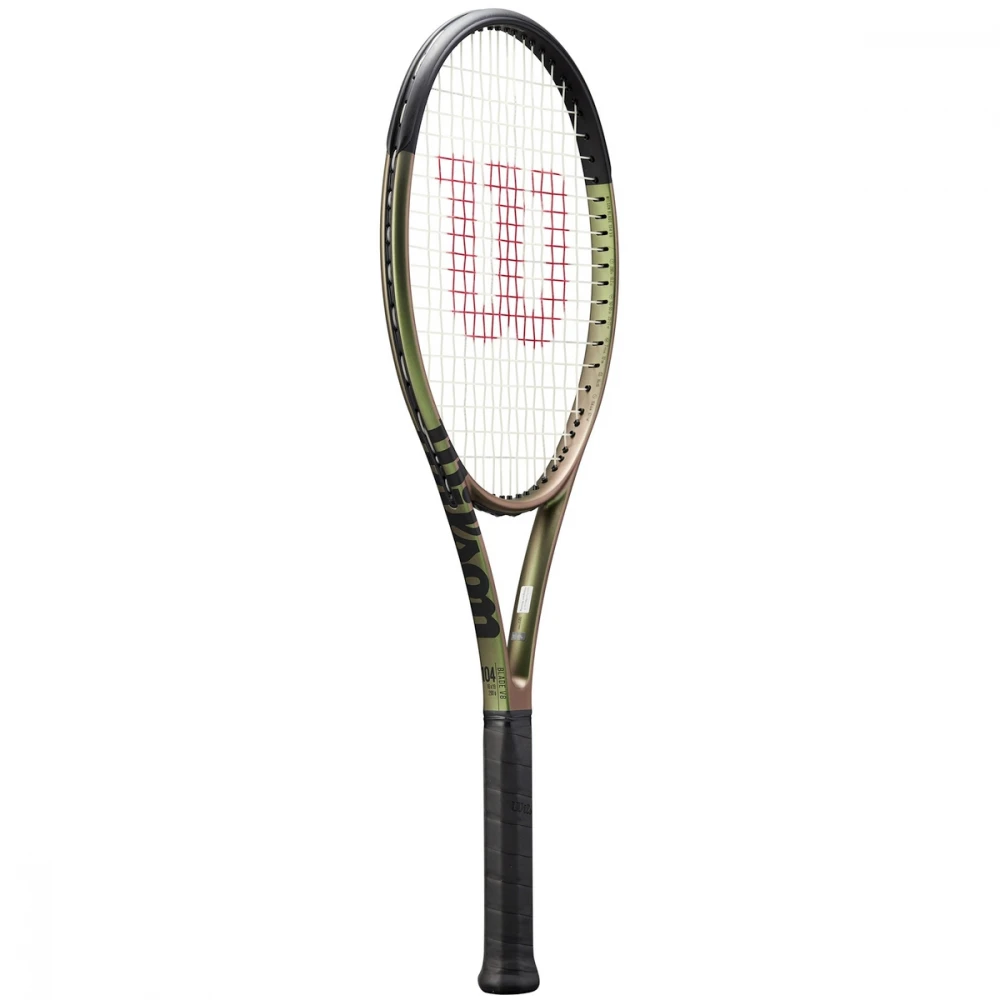 Wilson Blade 104 V8 Tennis Racquet 2 Wilson Blade 104 V8 Tennis Racquet - Image 2