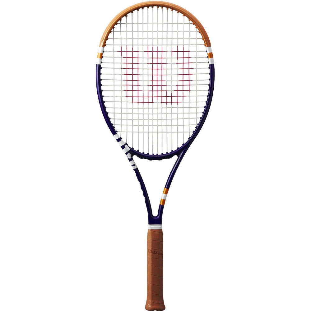Wilson Roland Garros Blade 98 V8 16x19 Tennis Racquet